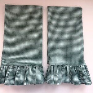 Pair Standard Pillowcases by Wamsutta - Green White Gingham